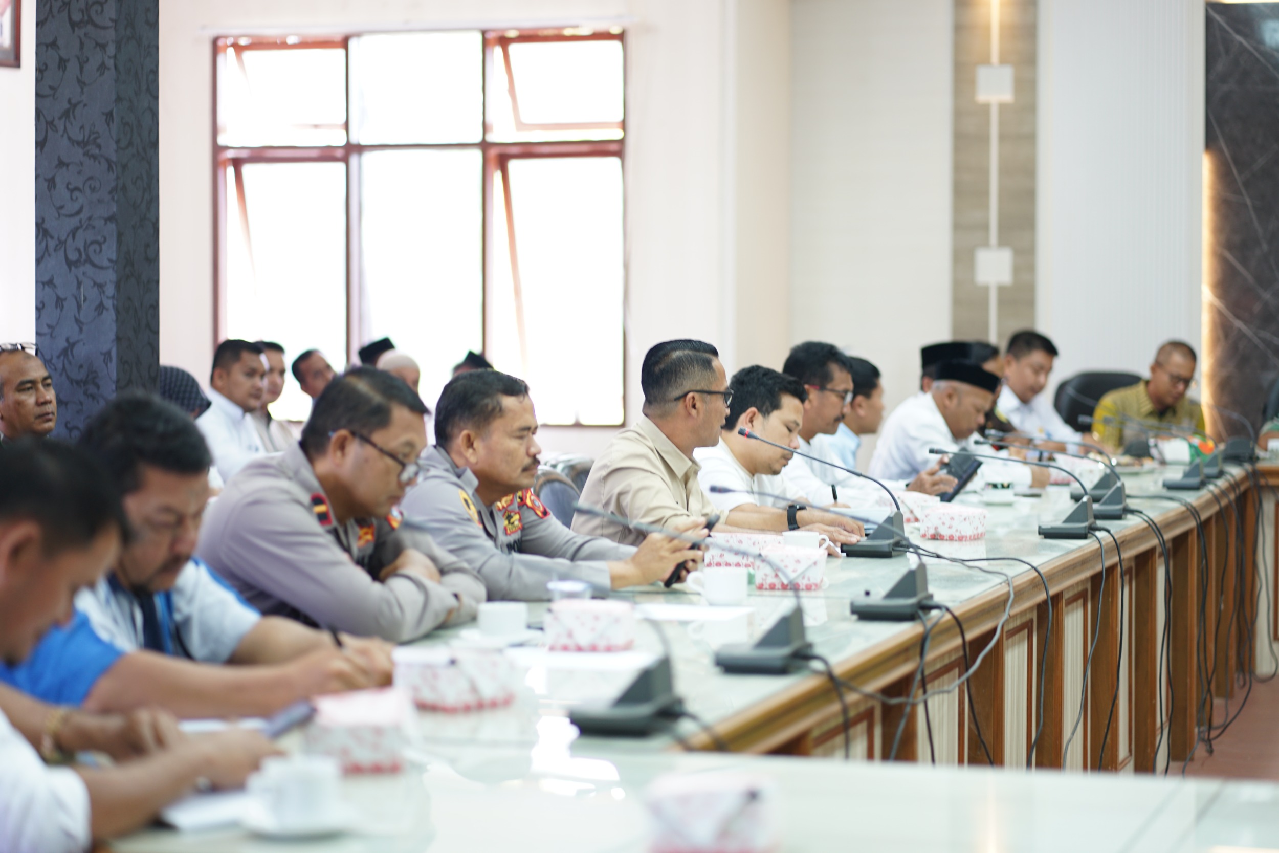 Pj Bupati dan Kasatilntelkam Polres Ingatkan Untuk Jaga Kondusifitas Jelang Pilkada Gayo Lues 2024   